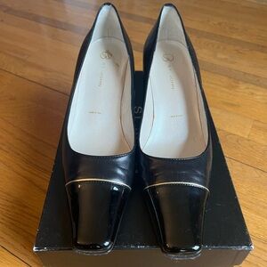 St John Tina black heels size 9.5